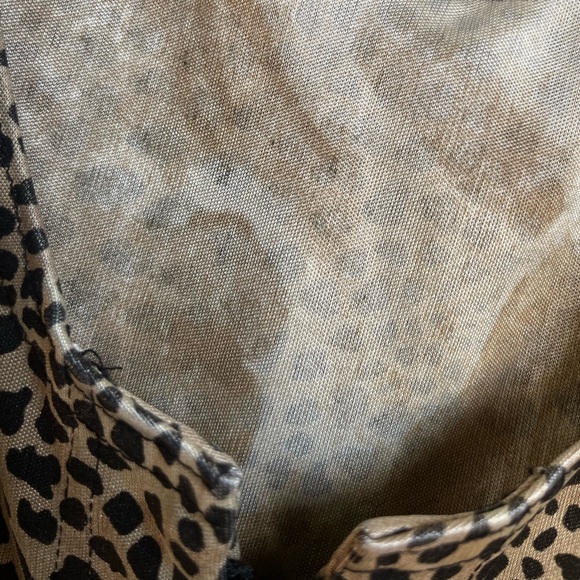 Shear Cheetah Print Zip up Tank Top - Picture 4 of 4